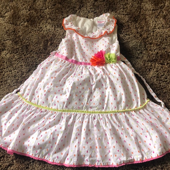 Dress - Picture 1 of 6